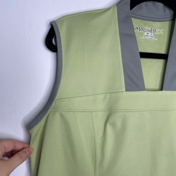 Arc'teryx green square neckline activewear bike tank top - Picture 2 of 7